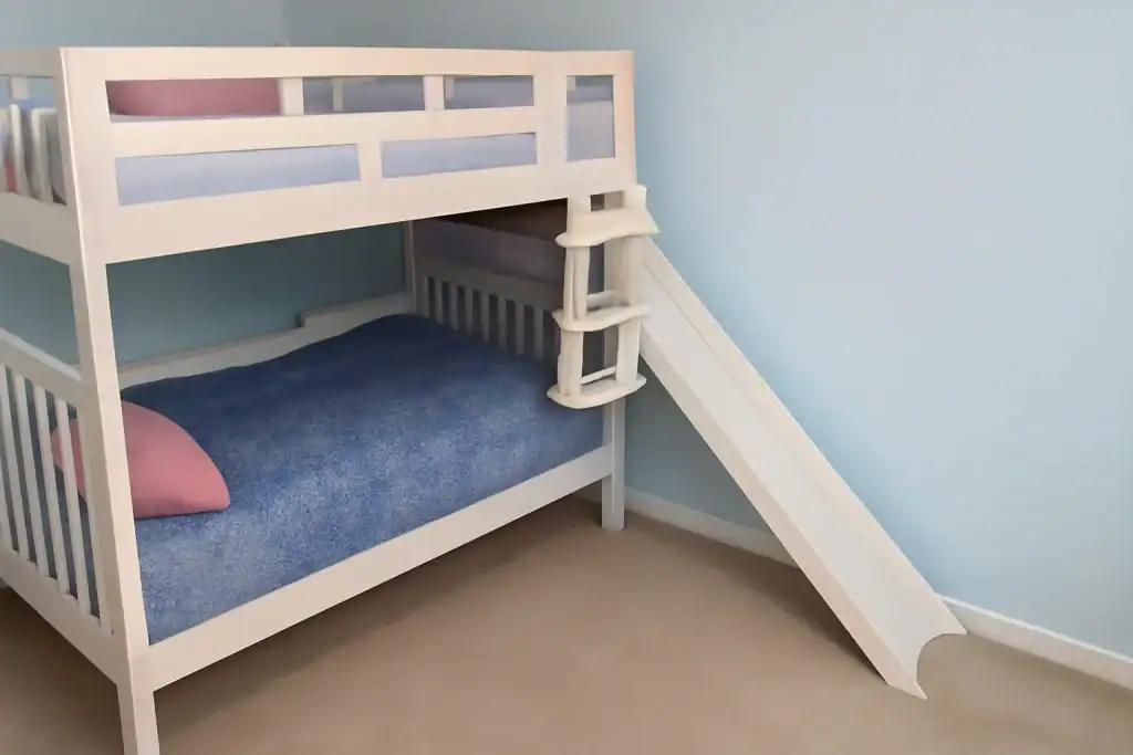 Side-Mounted Narrow Shelves